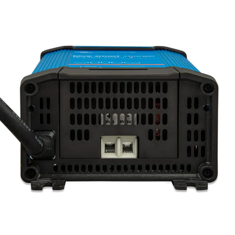 Victron Energy Blue Smart IP22 12V 30A batterilader 1-kanal
