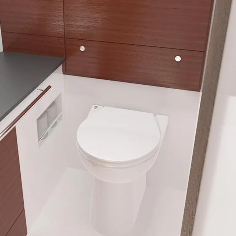 Sanimarin C43 Comfort Luxe 24V toalett med ECO-spyling og elektronisk spyleknapp