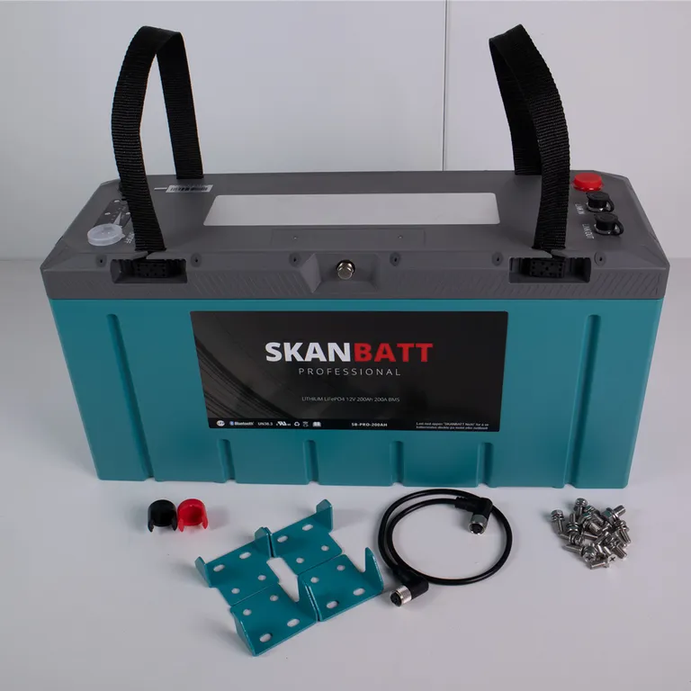 Lithium Professional 12V LiFePO4 batteri 200Ah 200A BMS. Bluetooth, Heat, IP67.