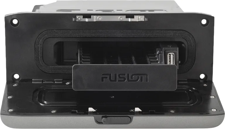 Fusion MS-UD650 AM/FM/Blåtann/USB/UNI-DOCK