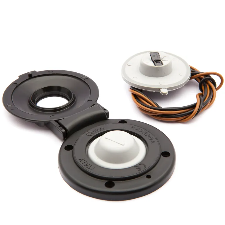 Quick fotbryter ned i sort