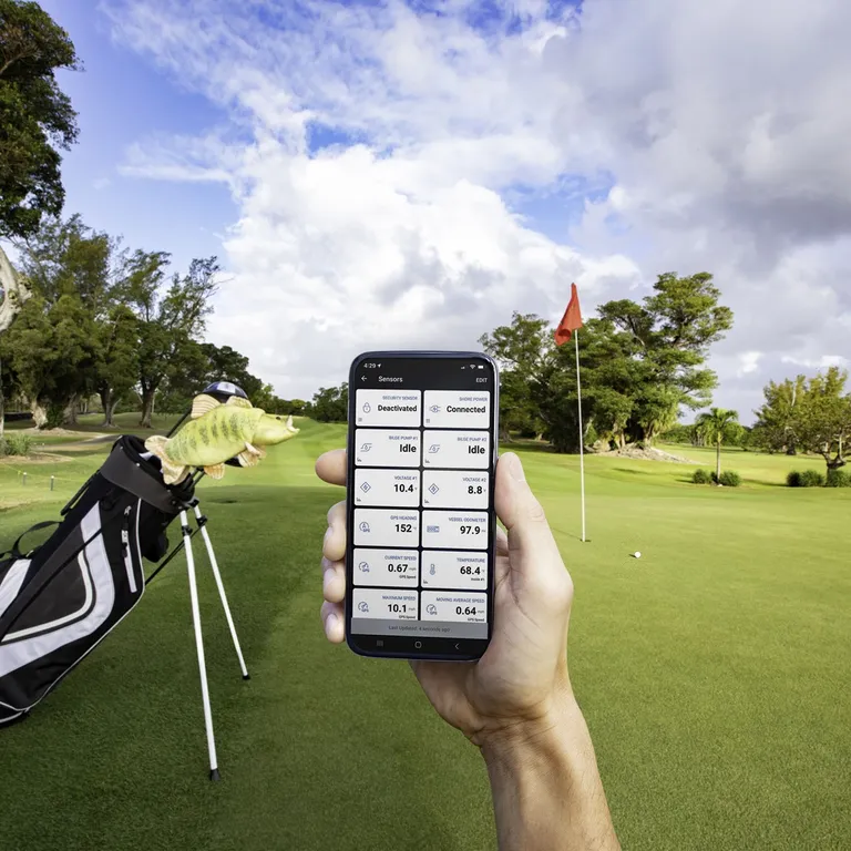 Garmin OnDeck Hub smartbåtsystem med mobilovervåkning (inkludert sensorer)