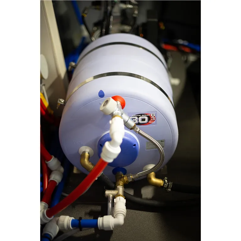 Quick B3 varmtvannsbereder 30 liter