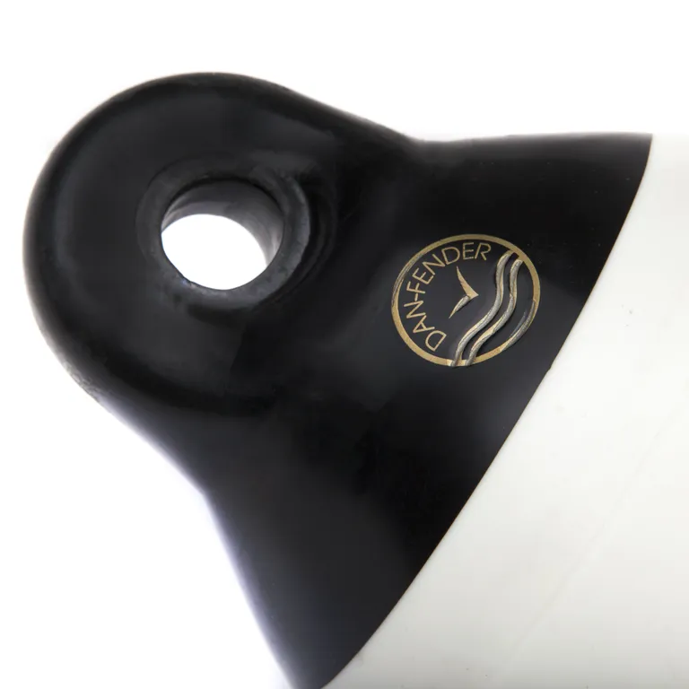 Dan Fender 1035 hvit fender Ø250x940 mm