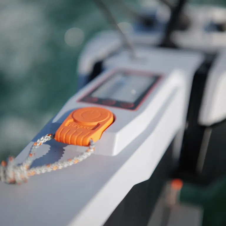 Torqeedo Travel 903 CS 900W elektrisk påhengsmotor, kort stamme, innebygd 915 Wh batteri