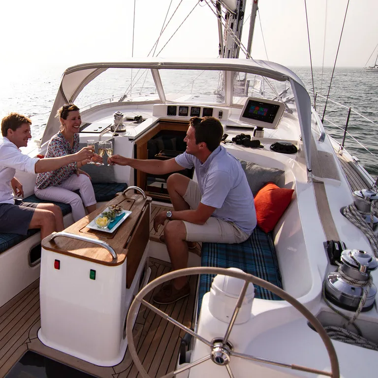 Scanstrut SPD-9-W Deck Pod for 9" plottere