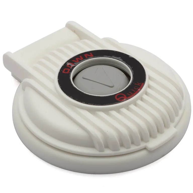 Quick fotbryter ned i hvit