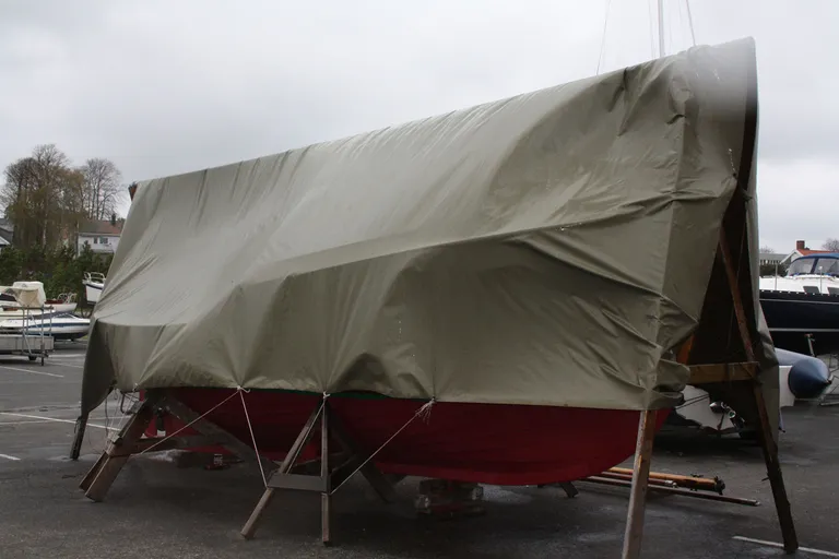 Hansen Protection MD Presenning 460 g/m2, 9x6m, olivenfarget