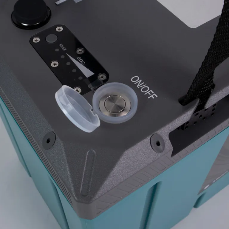 Lithium Professional 12V LiFePO4 batteri 200Ah 200A BMS. Bluetooth, Heat, IP67.