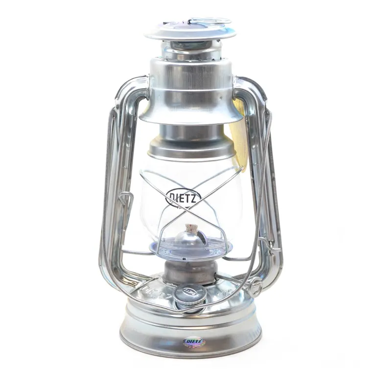 Dietz Stormlykt med sink/sølv finnish