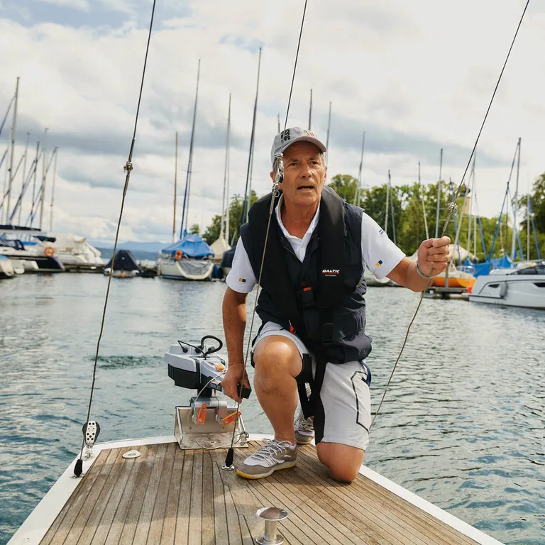 Torqeedo Travel 903 CL 900W elektrisk påhengsmotor, lang stamme, innebygd 915 Wh batteri