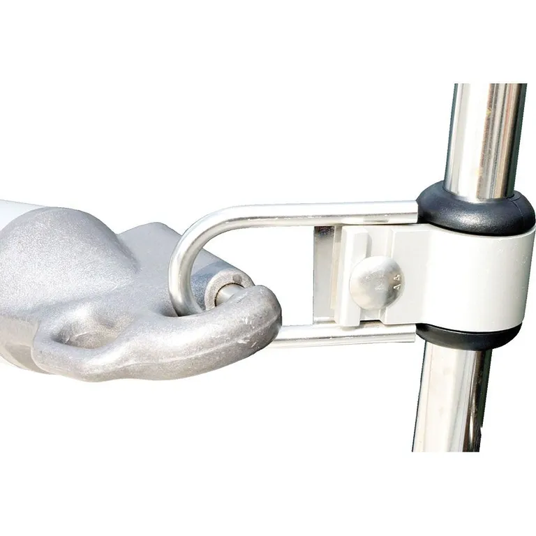 NOA spinnakerbom øye