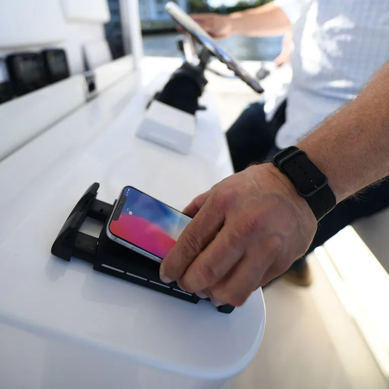 Scanstrut ROKK Wireless Active mobilholder med trådløs lader