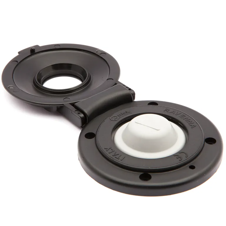 Quick fotbryter ned i sort