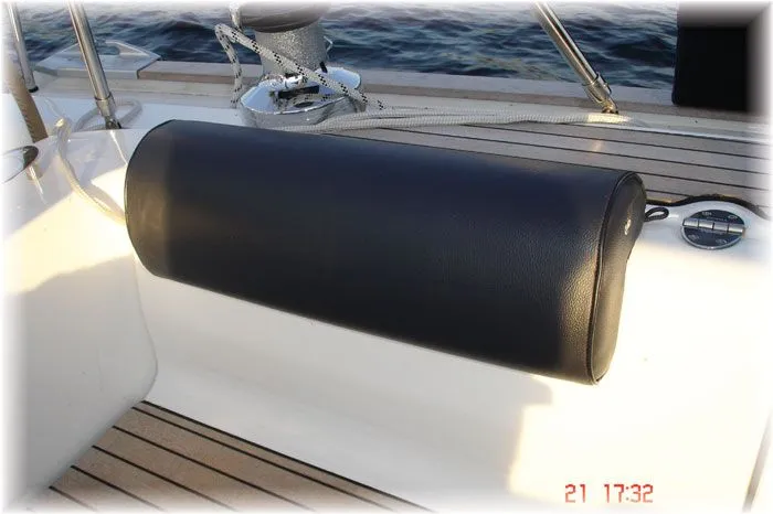 Pute i vinkel,  hvit L=55 cm.